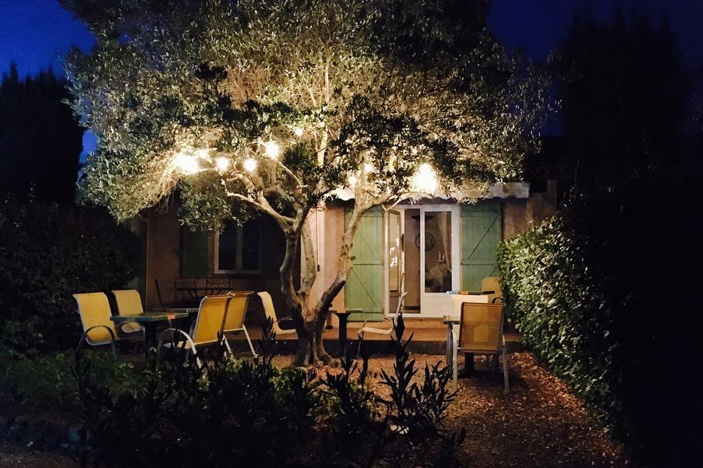 Hotel Les Oliviers Draguignan Exterior photo